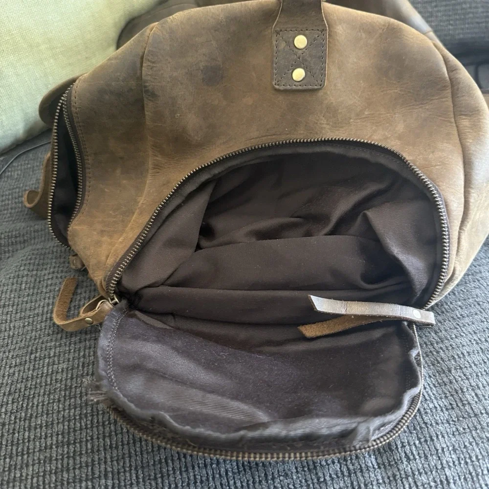 KomalC Distressed Brown Buffalo Leather Large Duffel Weekender Bag Shoe Comp